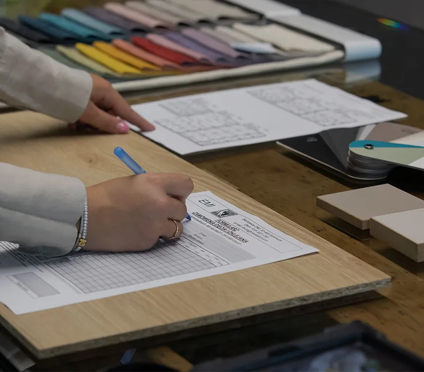 Cutting furniture boards