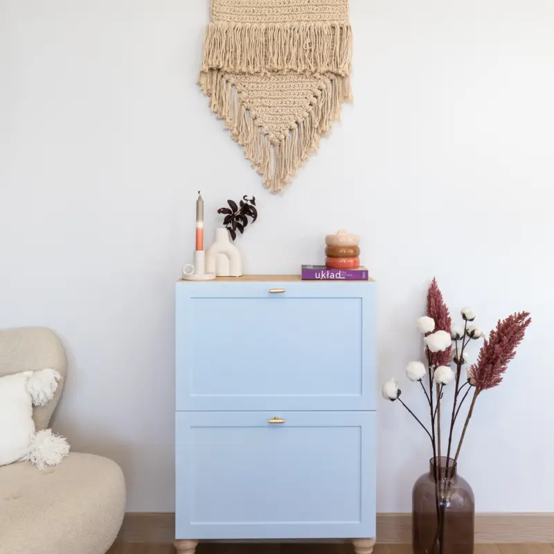 What finishes are available for IKEA PAX fronts (lacquer, veneer, laminate)?