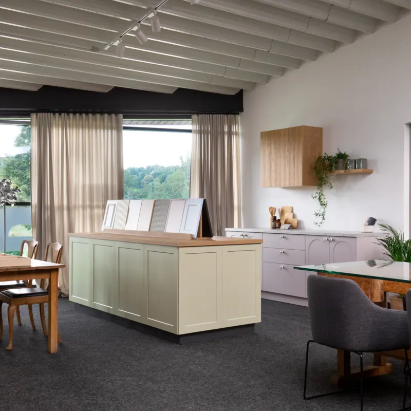 Welche IKEA PAX-Fronttypen gibt es (modern, klassisch)?
